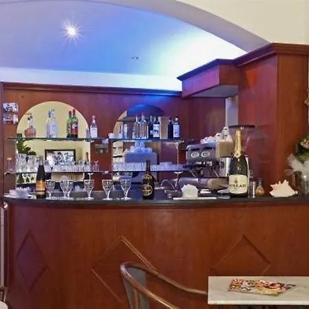 Otel Firenze 2*