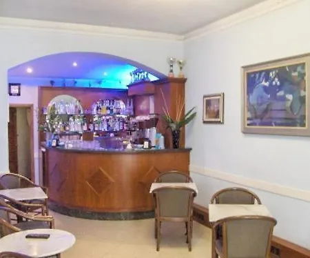 Ξενοδοχείο Firenze 2*